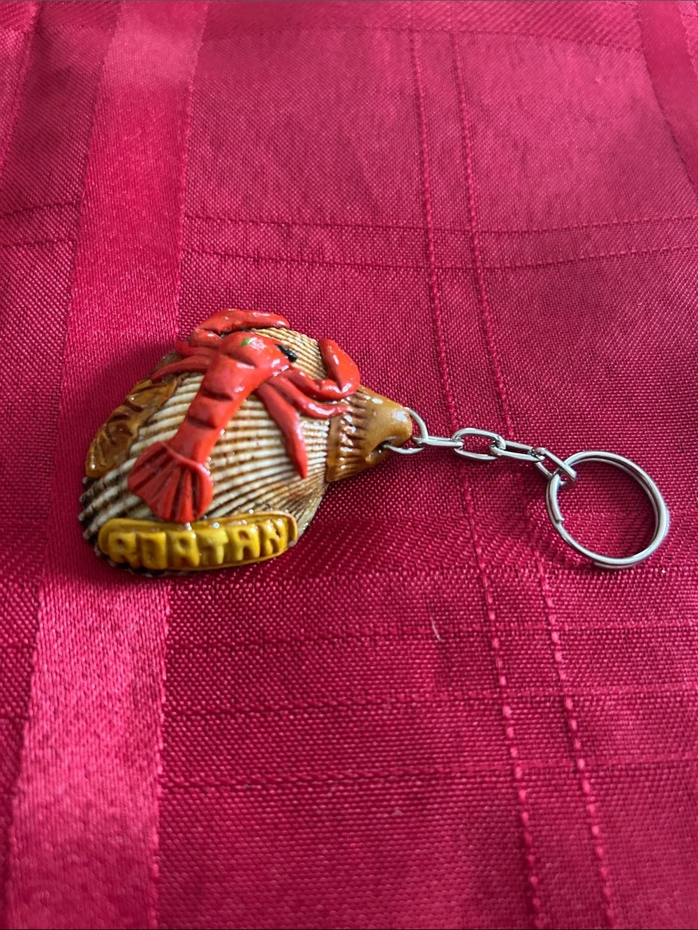 Red Lobster Shell Keyring for Reptile Habitat Accessories